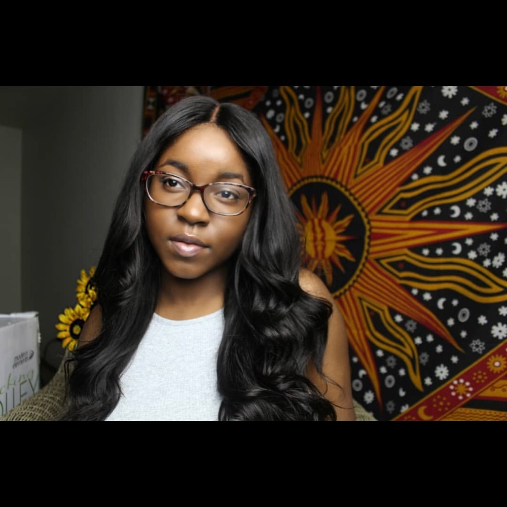 Meet your Posher, Jade